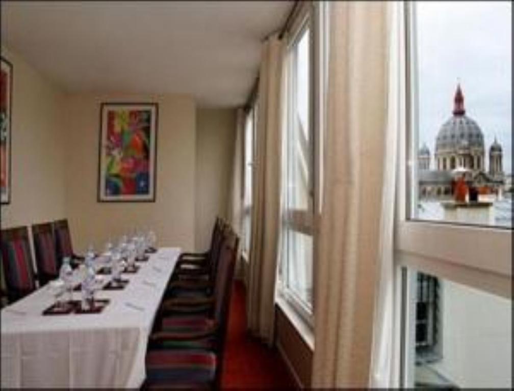 Pavillon Saint Augustin Hotel Paris Facilities photo